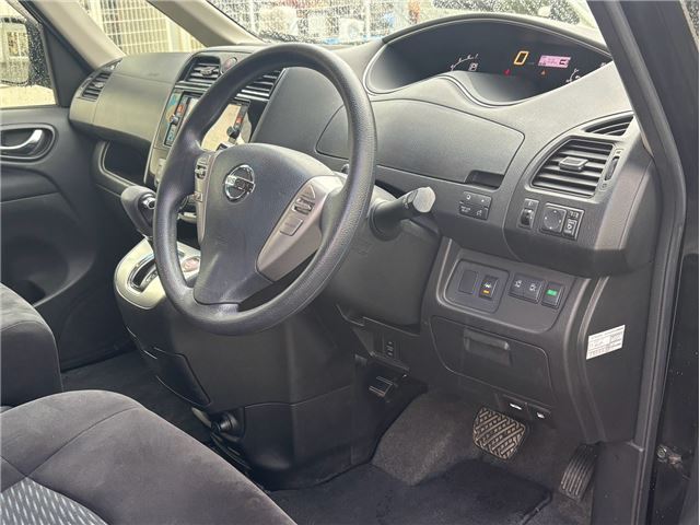 2015 Nissan SERENA 缩略图 13