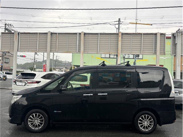 2015 Nissan SERENA 照片 4