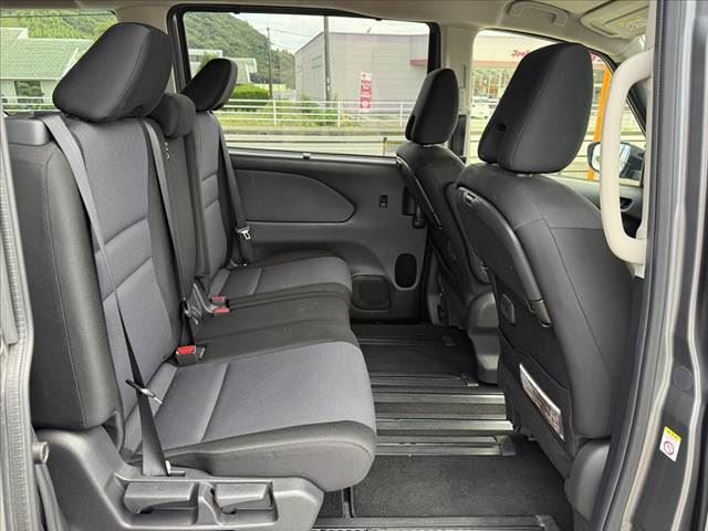 2022 Nissan SERENA 缩略图 18