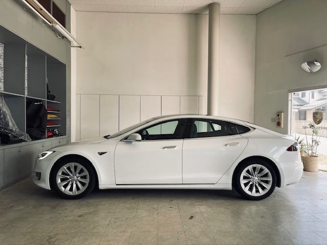 2017 Tesla MODEL S photo 4