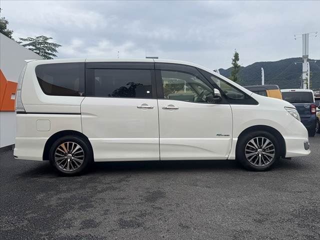 2014 Nissan SERENA 缩略图 12