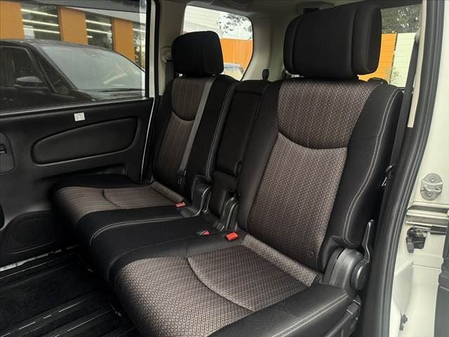 2014 Nissan SERENA 缩略图 18