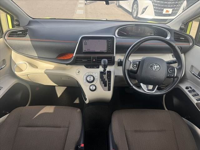 صورة 2 لـ 2017 Toyota SIENTA