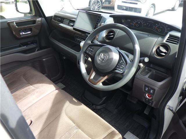 صورة 5 لـ 2019 Honda N-BOX