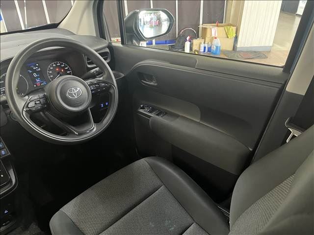2023 Toyota SIENTA — миниатюра 12
