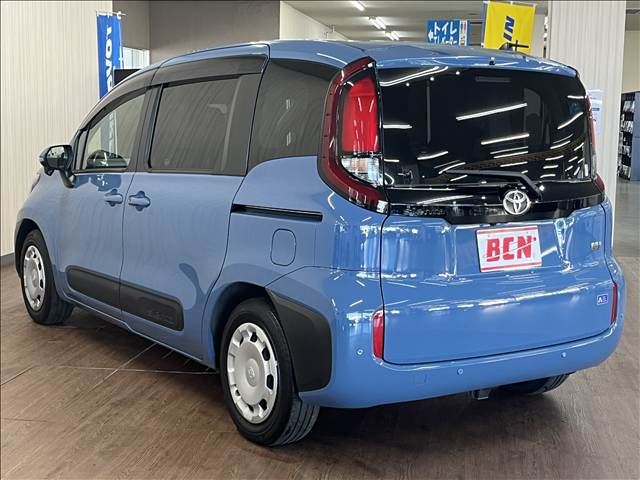 صورة 7 لـ 2023 Toyota SIENTA
