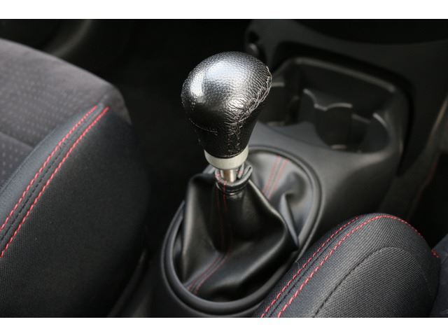 2014 Nissan MARCH 缩略图 23