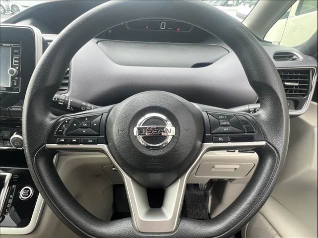 2016 Nissan SERENA 缩略图 23