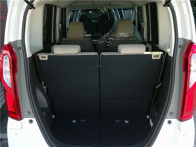 2021 Honda N-BOX — миниатюра 14