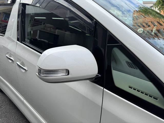 صورة مصغرة 22 لـ 2012 Toyota VELLFIRE