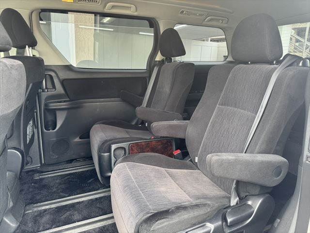 صورة مصغرة 29 لـ 2012 Toyota VELLFIRE
