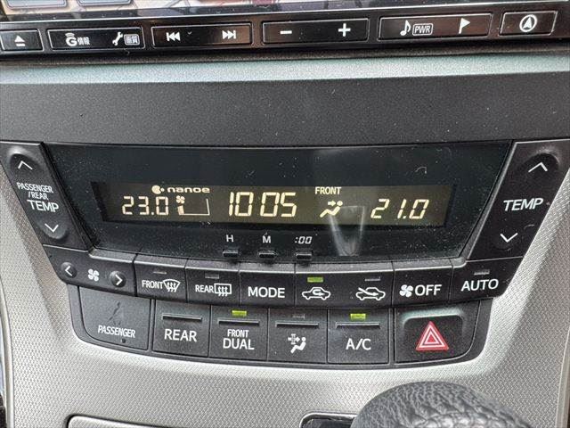 صورة مصغرة 32 لـ 2012 Toyota VELLFIRE
