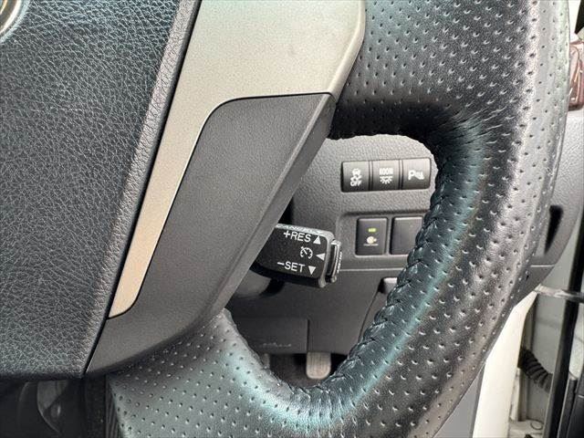 صورة مصغرة 35 لـ 2012 Toyota VELLFIRE