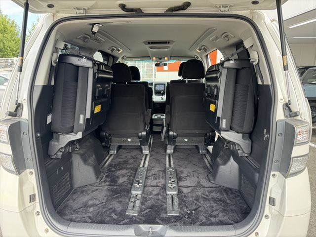 2012 Toyota VELLFIRE — фото 8