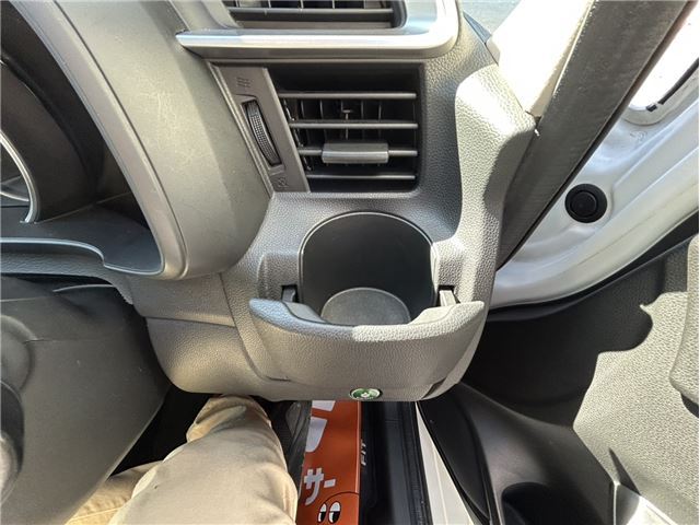 2015 Honda FIT 缩略图 40
