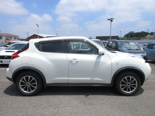 2011 Nissan JUKE 照片 4
