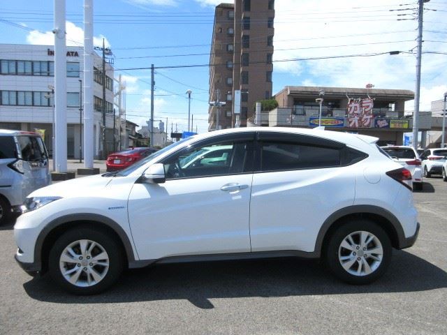 صورة 7 لـ 2014 Honda VEZEL