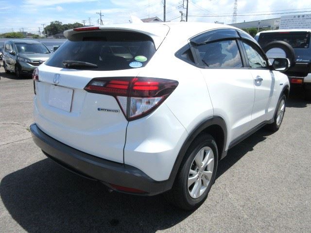 صورة 4 لـ 2014 Honda VEZEL