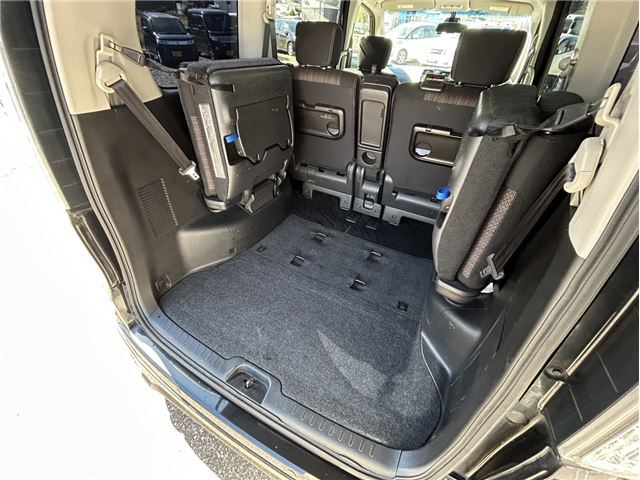 2015 Nissan SERENA — миниатюра 14