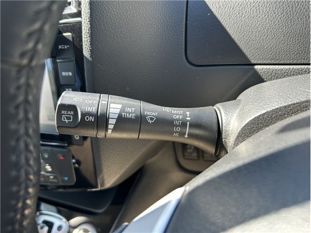 2015 Nissan SERENA — миниатюра 23
