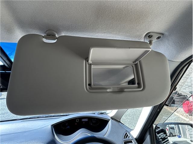 2015 Nissan SERENA — миниатюра 47