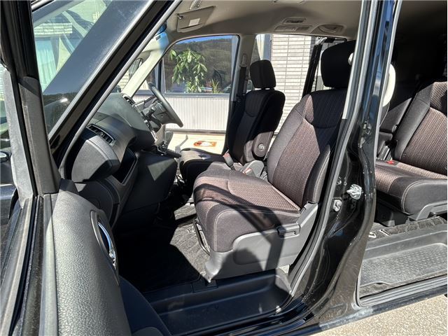 2015 Nissan SERENA — миниатюра 58