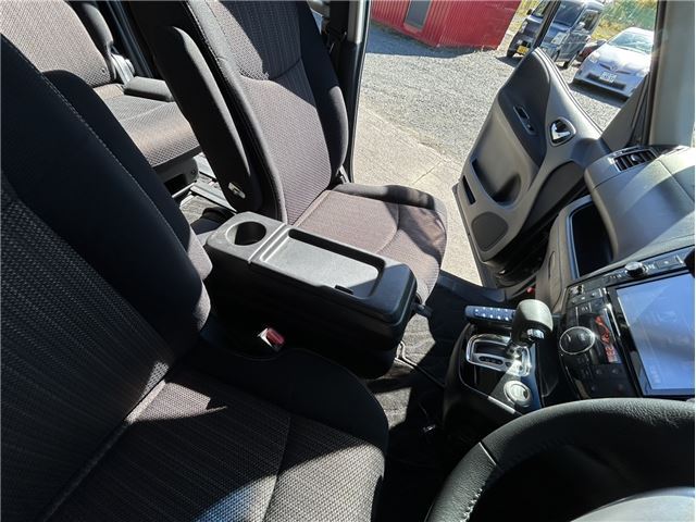 2015 Nissan SERENA — миниатюра 67