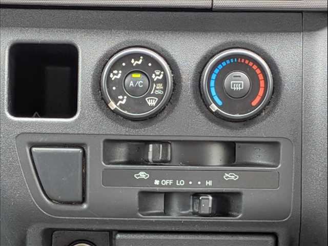 صورة مصغرة 36 لـ 2007 Toyota HIACE
