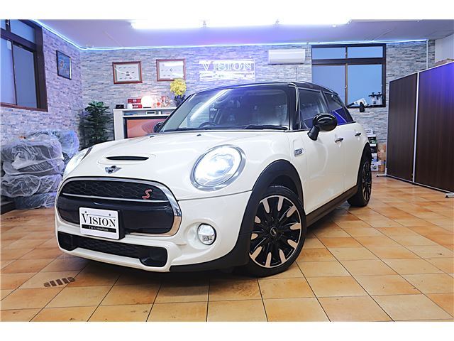 صورة 1 لـ 2017 MINI OTHER
