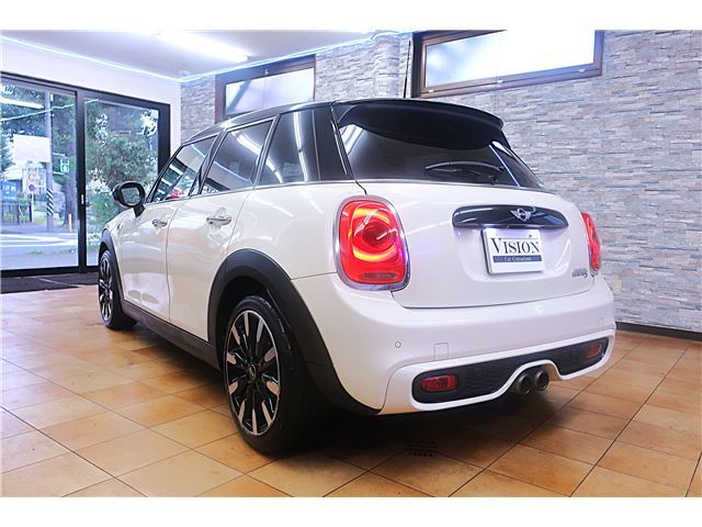 صورة 10 لـ 2017 MINI OTHER