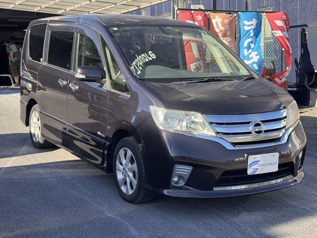 2013 Nissan SERENA 照片 1