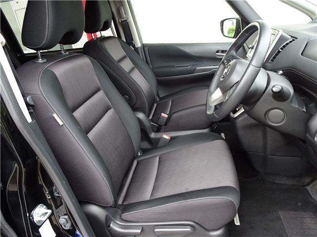 2017 Nissan SERENA 缩略图 14