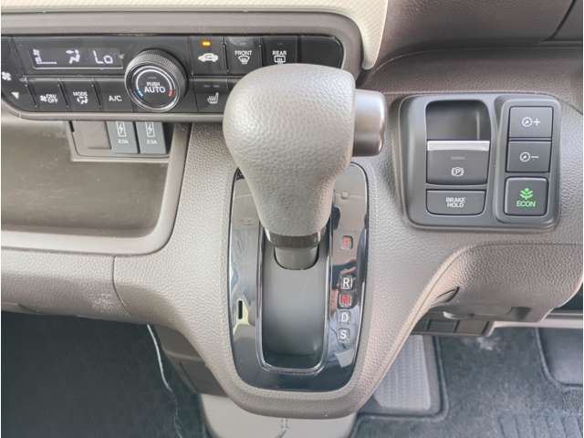 2022 Honda N-BOX 缩略图 40