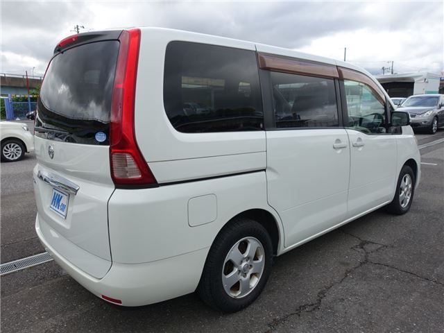 2009 Nissan SERENA 照片 8