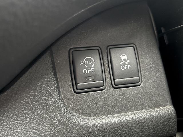 2013 Nissan SERENA 缩略图 22