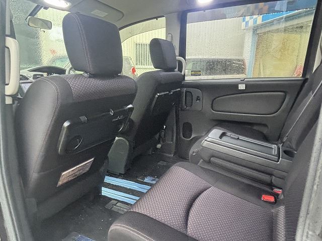 2013 Nissan SERENA 缩略图 24