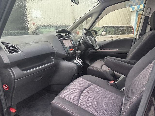 2013 Nissan SERENA 照片 8