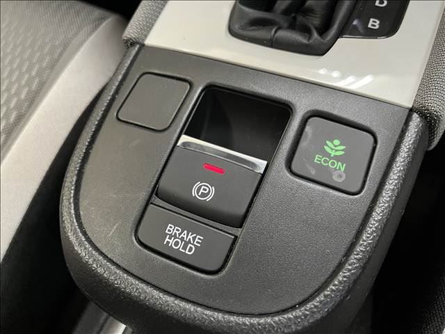 2022 Honda FIT — миниатюра 22