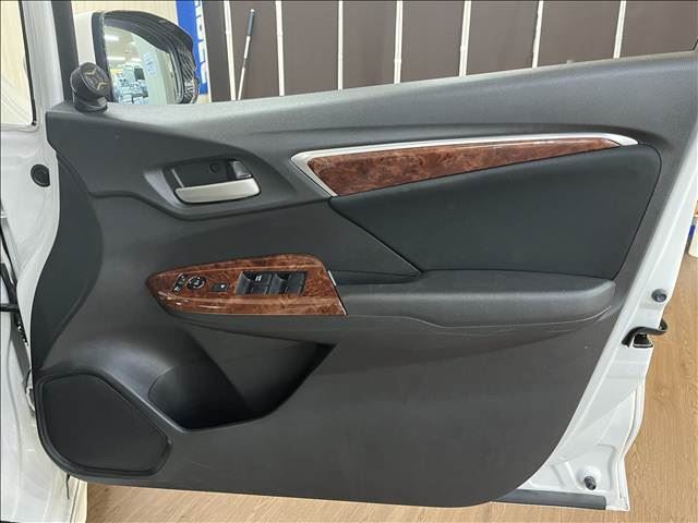 2017 Honda FIT 缩略图 41