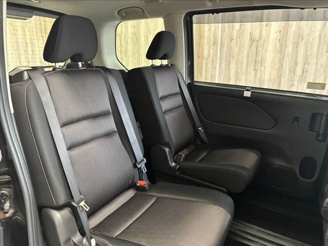 2017 Nissan SERENA 照片 10
