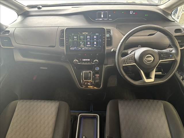 2022 Nissan SERENA 照片 3