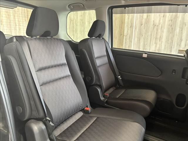 2022 Nissan SERENA 照片 9