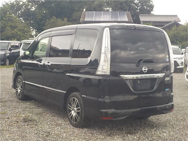 2014 Nissan SERENA 照片 2