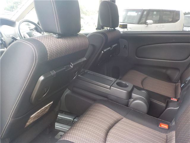2014 Nissan SERENA — миниатюра 23