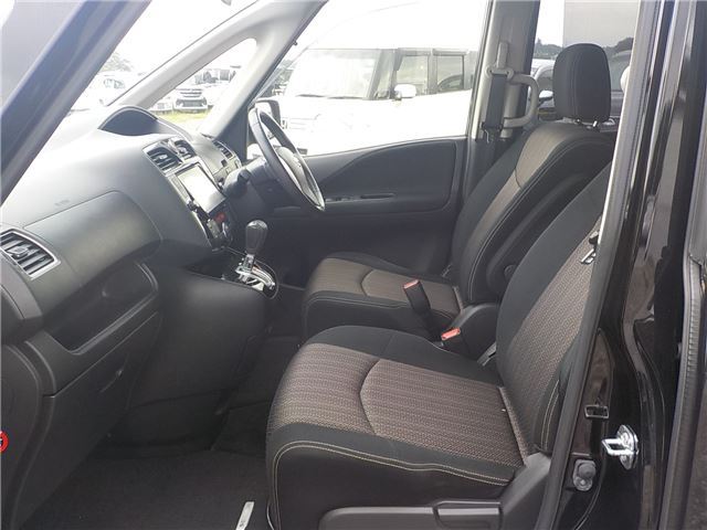 2014 Nissan SERENA — миниатюра 24
