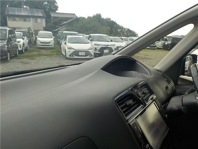 2014 Nissan SERENA — миниатюра 28