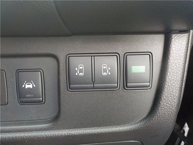 2014 Nissan SERENA — миниатюра 35