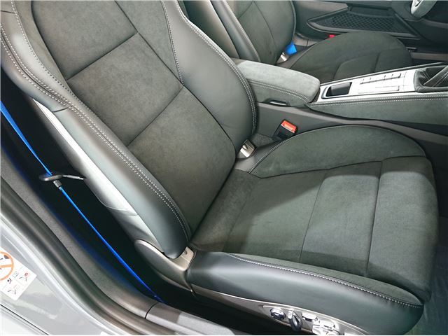 صورة مصغرة 16 لـ 2025 Porsche 718 SPYDER