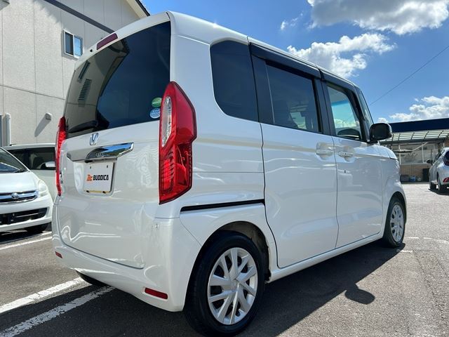 صورة 2 لـ 2018 Honda N-BOX