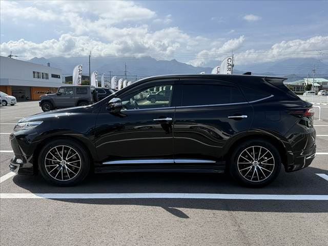 2017 Toyota HARRIER — миниатюра 12